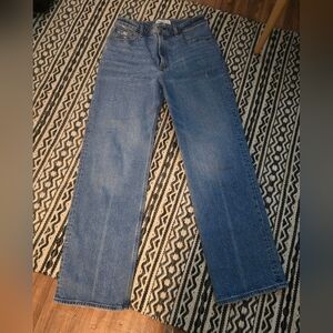 Abercrombie and Fitch The 90''s High Rise Relaxed Fit Jeans